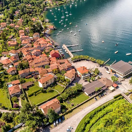 Il Porticciolo - Lake Front Panoramic Apartment - Happy Rentals *