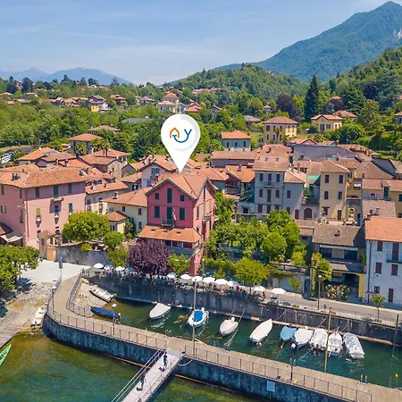 Il Porticciolo - Lake Front Panoramic Apartment - Happy Rentals Castelveccana