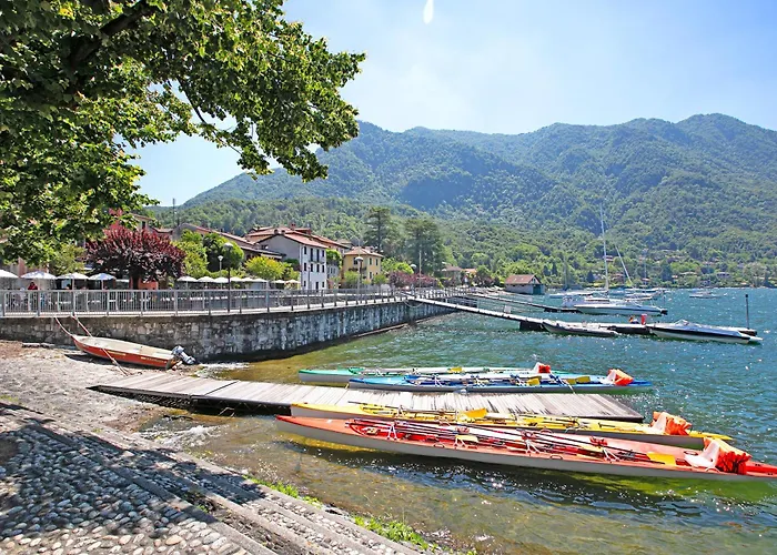 Il Porticciolo Front - Happy Castelveccana