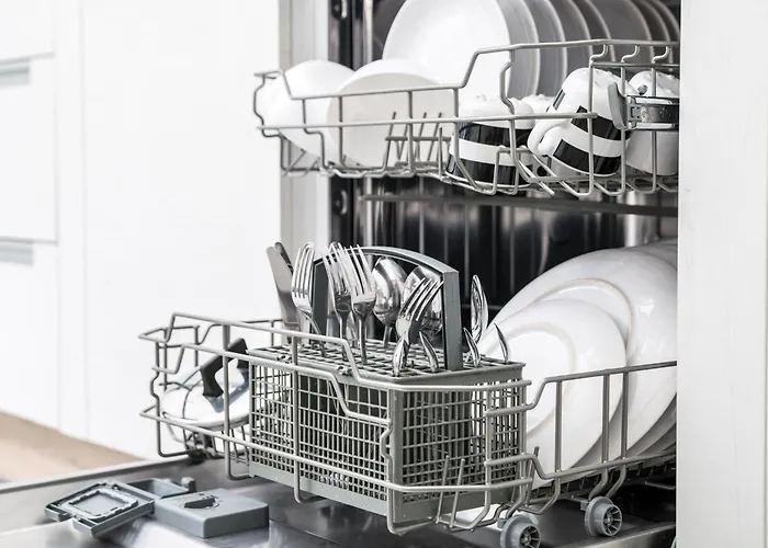 Апартаменты Il Porticciolo Front - Happy Castelveccana